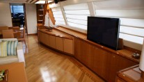 Motor yacht CHI 5 -  Salon